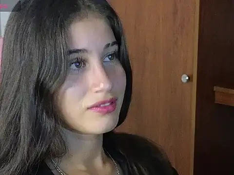 Snapshot of Bella_Goddess_ chatting on June 20, 2026, 10:26 pm Bella Goddess online show from June 20, 2026, 10:26 pm