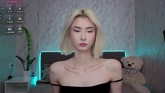 Snapshot of kittysocutie chatting on May 7, 2026, 12:15 am kittysocutie online show from May 7, 2026, 12:15 am