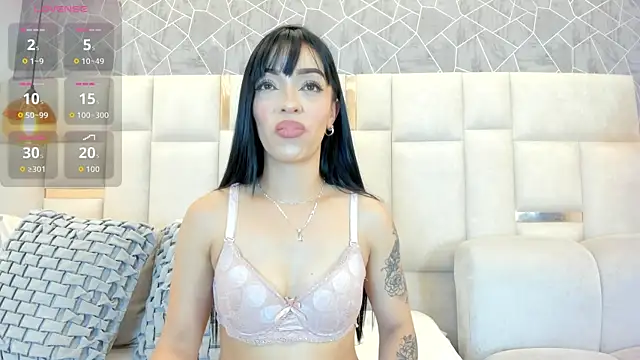 Snapshot of greeta_chars chatting on April 21, 2026, 8:37 pm greeta chars online show from April 21, 2026, 8:37 pm