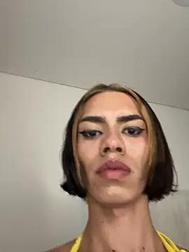 Snapshot of Amira_BabyHot chatting on March 25, 2026, 9:19 am Amira BabyHot online show from March 25, 2026, 9:19 am