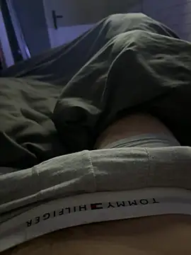 zoladj online show from March 24, 2026, 11:05 pm