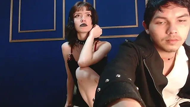 Snapshot of Fantasy-Dreams chatting on April 8, 2026, 2:51 pm Fantasy-Dreams online show from April 8, 2026, 2:51 pm