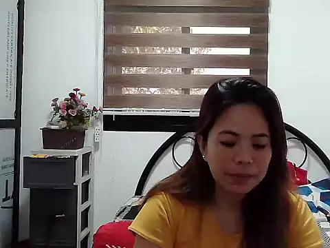 sweetciendy online show from March 29, 2026, 11:39 pm