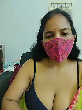 Snapshot of Rashilii_Bhabi chatting on May 8, 2026, 5:00 am Rashilii Bhabi online show from May 8, 2026, 5:00 am