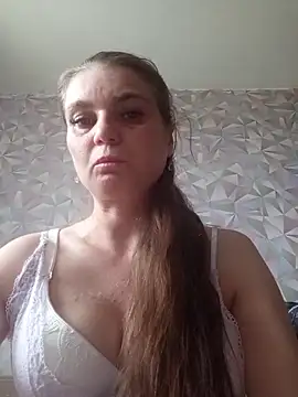 -MilfAnn- online show from May 12, 2026, 8:43 am