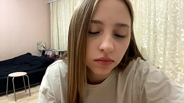Vickyfaith online show from April 22, 2026, 7:53 pm