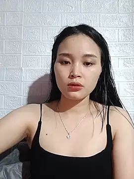 Akile80 online show from May 30, 2026, 3:17 pm