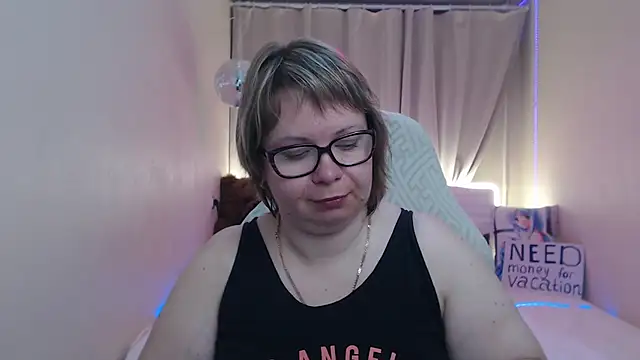 Snapshot of BonnnyBoobsy chatting on May 23, 2026, 6:40 pm BonnnyBoobsy online show from May 23, 2026, 6:40 pm