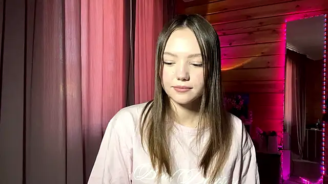Snapshot of LenLen_Solen chatting on May 14, 2026, 10:45 am LenLen Solen online show from May 14, 2026, 10:45 am