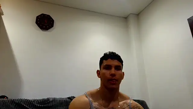 Snapshot of JAYCAM_ chatting on May 2, 2026, 1:33 am JAYCAM online show from May 2, 2026, 1:33 am