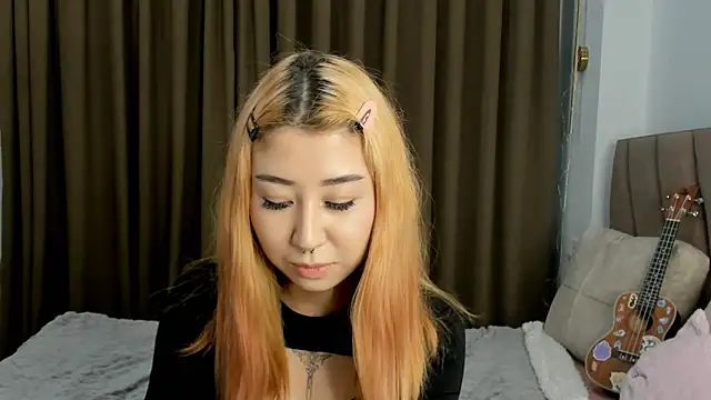 Snapshot of gigi_meii chatting on March 20, 2026, 1:56 pm gigi meii online show from March 20, 2026, 1:56 pm