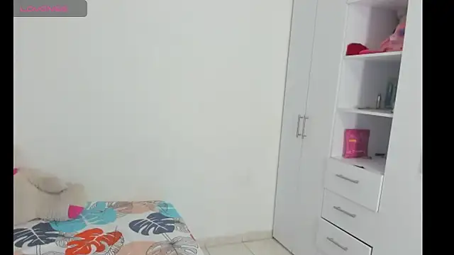 Snapshot of Atenea_19_ chatting on June 16, 2026, 10:15 am Atenea 19 online show from June 16, 2026, 10:15 am