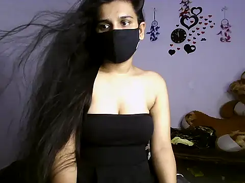 Ishika baby  online show from May 12, 2026, 6:25 pm