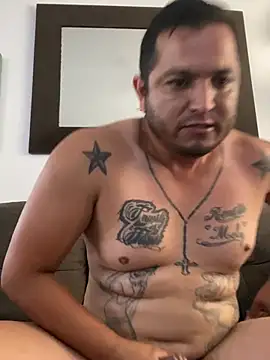 HOTB0Y18 online show from March 28, 2026, 10:00 pm