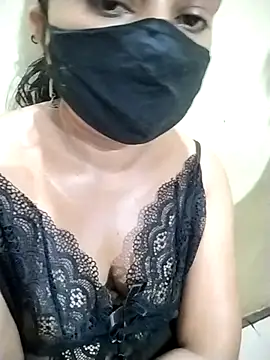 Snapshot of PriyankaSuthhar chatting on March 25, 2026, 7:24 pm PriyankaSuthhar online show from March 25, 2026, 7:24 pm