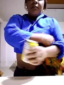 valeryhotbrown online show from April 1, 2026, 7:31 am