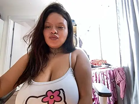 juel1sa online show from April 23, 2026, 5:36 pm