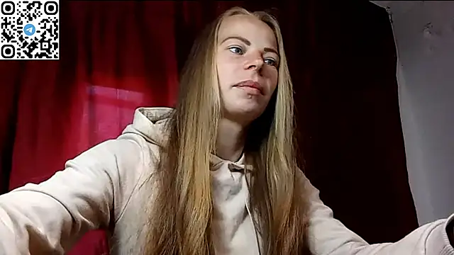 Snapshot of SilentPassion567 chatting on May 14, 2026, 2:25 pm SilentPassion567 online show from May 14, 2026, 2:25 pm