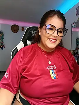 Snapshot of Bonny_rousse01 chatting on July 2, 2026, 12:55 pm Bonny rousse01 online show from July 2, 2026, 12:55 pm