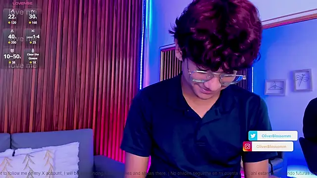 Snapshot of Oliver20__ chatting on June 9, 2026, 8:54 pm Oliver20 online show from June 9, 2026, 8:54 pm