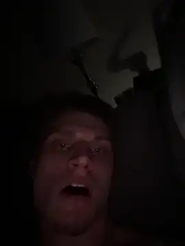 RAVENTREY1 online show from March 30, 2026, 4:47 am