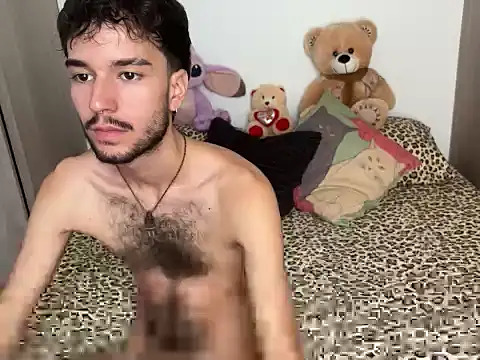 Snapshot of Adrien_polo chatting on April 18, 2026, 7:58 pm Adrien polo online show from April 18, 2026, 7:58 pm