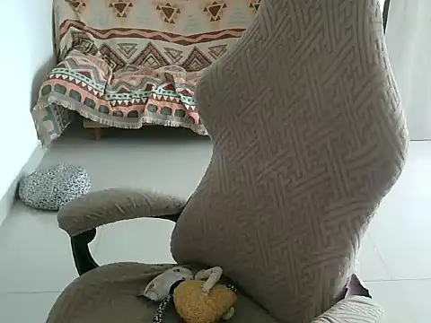Snapshot of Adrien_polo chatting on April 10, 2026, 3:08 pm Adrien polo online show from April 10, 2026, 3:08 pm