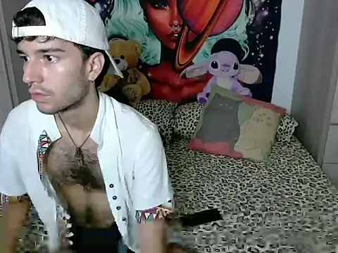 Snapshot of Adrien_polo chatting on May 18, 2026, 5:45 am Adrien polo online show from May 18, 2026, 5:45 am