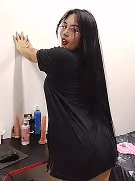Snapshot of veleria_allurin chatting on June 30, 2026, 2:00 am veleria allurin online show from June 30, 2026, 2:00 am