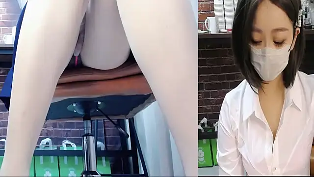 Latte-01 online show from April 26, 2026, 3:26 am