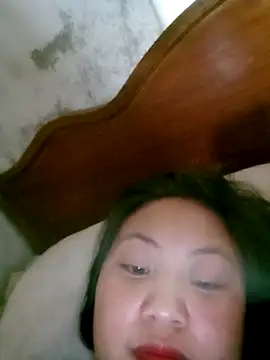 Emmi cute9x online show from March 28, 2026, 2:23 am