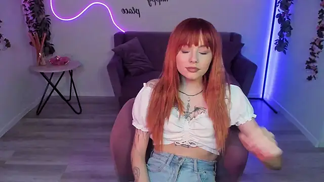 MiaSensitive online show from May 22, 2026, 12:47 pm