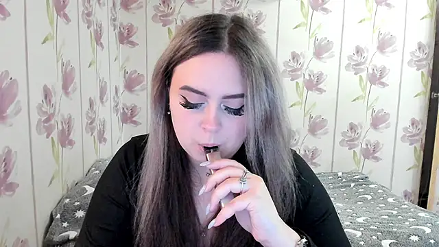 Snapshot of Agathameoww chatting on April 14, 2026, 9:25 am Agathameoww online show from April 14, 2026, 9:25 am