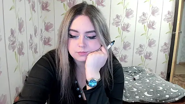 Snapshot of Agathameoww chatting on April 30, 2026, 8:57 pm Agathameoww online show from April 30, 2026, 8:57 pm
