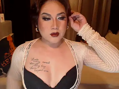 Snapshot of YourMistressAggy chatting on April 16, 2026, 7:03 pm YourMistressAggy online show from April 16, 2026, 7:03 pm