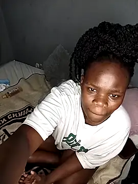 Snapshot of coco0002 chatting on May 17, 2026, 8:53 pm coco0002 online show from May 17, 2026, 8:53 pm