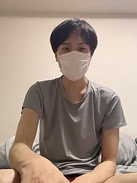Snapshot of youta200 chatting on July 14, 2026, 5:30 pm youta200 online show from July 14, 2026, 5:30 pm