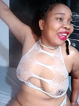 Snapshot of LaReina199991 chatting on April 2, 2026, 8:26 pm LaReina199991 online show from April 2, 2026, 8:26 pm