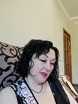 HelgaDennis online show from May 26, 2026, 7:50 am