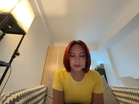 misscutee online show from June 19, 2026, 1:50 pm
