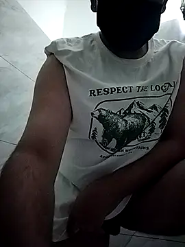 Snapshot of Small_dick_069 chatting on April 14, 2026, 6:57 pm Small dick 069 online show from April 14, 2026, 6:57 pm