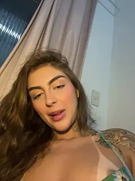 Snapshot of miiabellovic chatting on May 7, 2026, 7:34 am miiabellovic online show from May 7, 2026, 7:34 am