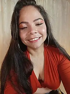 Snapshot of ROUSSE_SINCLAIR chatting on July 14, 2026, 2:05 am ROUSSE SINCLAIR online show from July 14, 2026, 2:05 am