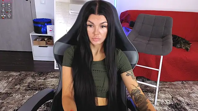 Snapshot of AnacondaOnn chatting on June 10, 2026, 5:41 am AnacondaOnn online show from June 10, 2026, 5:41 am