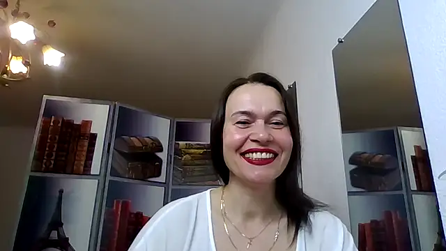 Selena Moo online show from April 22, 2026, 7:15 am