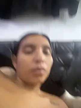 Snapshot of Blowjob-Queen_ chatting on June 15, 2026, 5:18 am Blowjob-Queen online show from June 15, 2026, 5:18 am