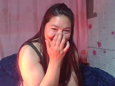 Snapshot of Hena__ chatting on April 1, 2026, 3:52 am Hena online show from April 1, 2026, 3:52 am