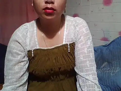 Snapshot of Hena__ chatting on April 9, 2026, 11:00 pm Hena online show from April 9, 2026, 11:00 pm
