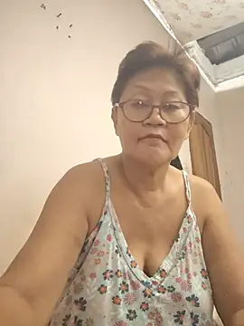 Snapshot of Sunflower1956 chatting on June 30, 2026, 7:25 pm Sunflower1956 online show from June 30, 2026, 7:25 pm