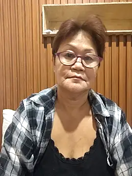 Snapshot of Sunflower1956 chatting on July 18, 2026, 9:34 pm Sunflower1956 online show from July 18, 2026, 9:34 pm
